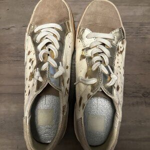 DOLCE VITA Zina Sneaker In Silver/gold Metallic Calf size 7.5